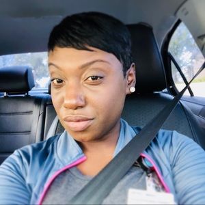 Meet your Posher, Toya